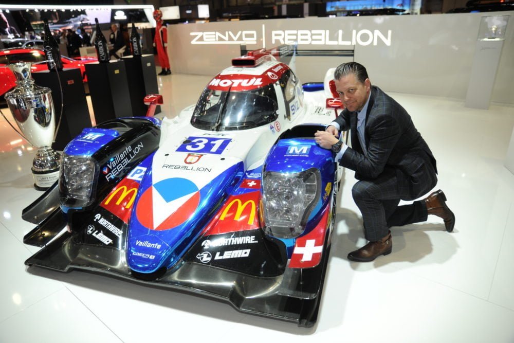 Luc-François Besson sur le stand Rébellion du GIMS (Genève international Motor Show) avec la Vaillante numéro 2 qui a couru Les 24 h du Mans 2017.