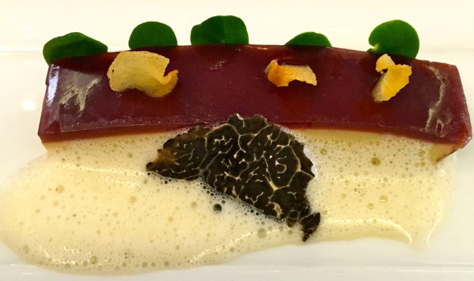 Royale de foie gras, gelée de porto, truffe noire au Carré des Feuillants d’Alain Dutournier
