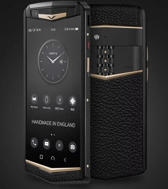 Monolithe discret et performant, le modèle Aster P 2 de Vertu.