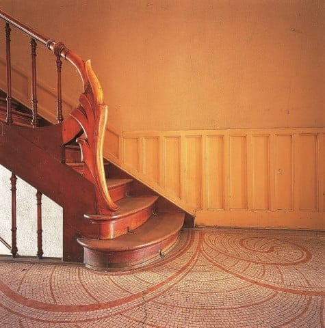 ’escalier de la maison Autrique