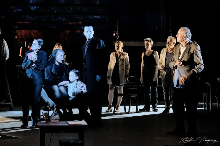 Théâtre Six personnages en quête d’auteur, de Pirandello (Espace Cardin)